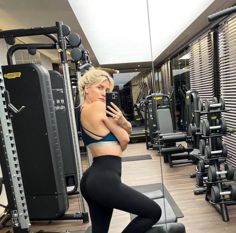 La mediática Wanda Nara presume de cuerpazo en las redes sociales. 