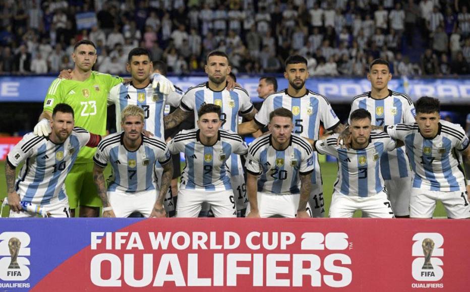 El 11 titular de Argentina que perdió 0-2 ante Uruguay por la quinta jornada de las eliminatorias. 