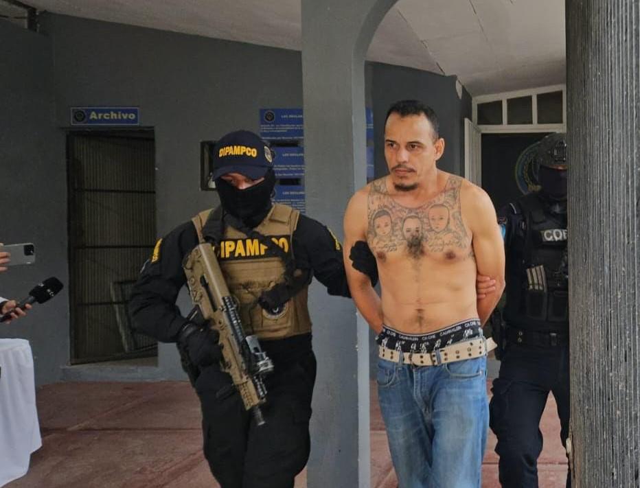 Capturan a cabecilla y gatillero de la MS-13 en Cofradía, Cortés