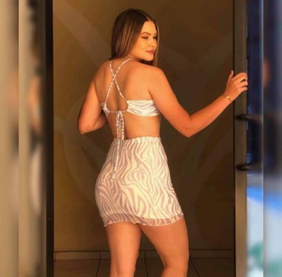 Malubi Paz concedió en esta ocasión una entrevista al programa 'Al Chile' de 'Mix Fm Hn' y en ella arremetió contra el futbolista hondureño Romell Quioto.