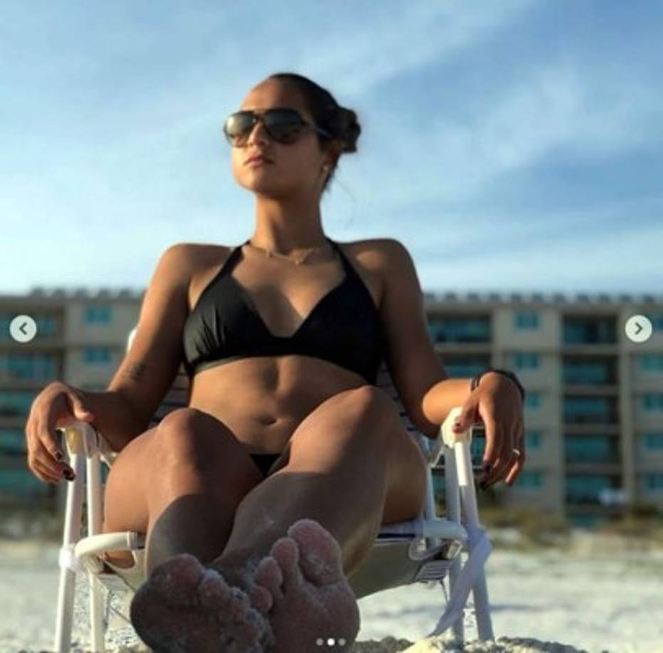 Al parecer, Deyna Castellanos notificó lo que le estaba sucediendo al Ministerio de Cultura y Deporte, donde pidieron apoyo al Cuerpo de Investigaciones Científicas, Penales y Criminalísticas (Ciccpc), que coordinó una entrega controlada del dinero solicitado por el extorsionador para capturarlo.