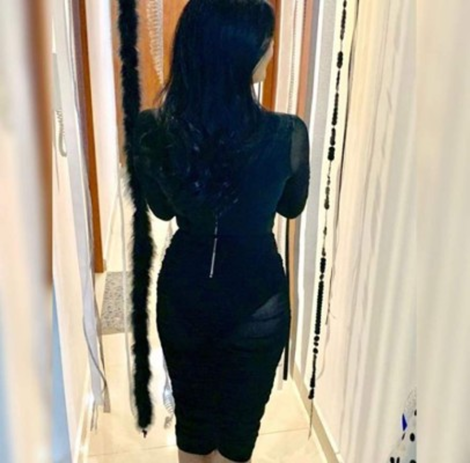 La guapa actriz usa su cuenta de Instagram para compartir con sus seguidores detalles de sus nuevos proyectos, tanto en la televisión como en el teatro.