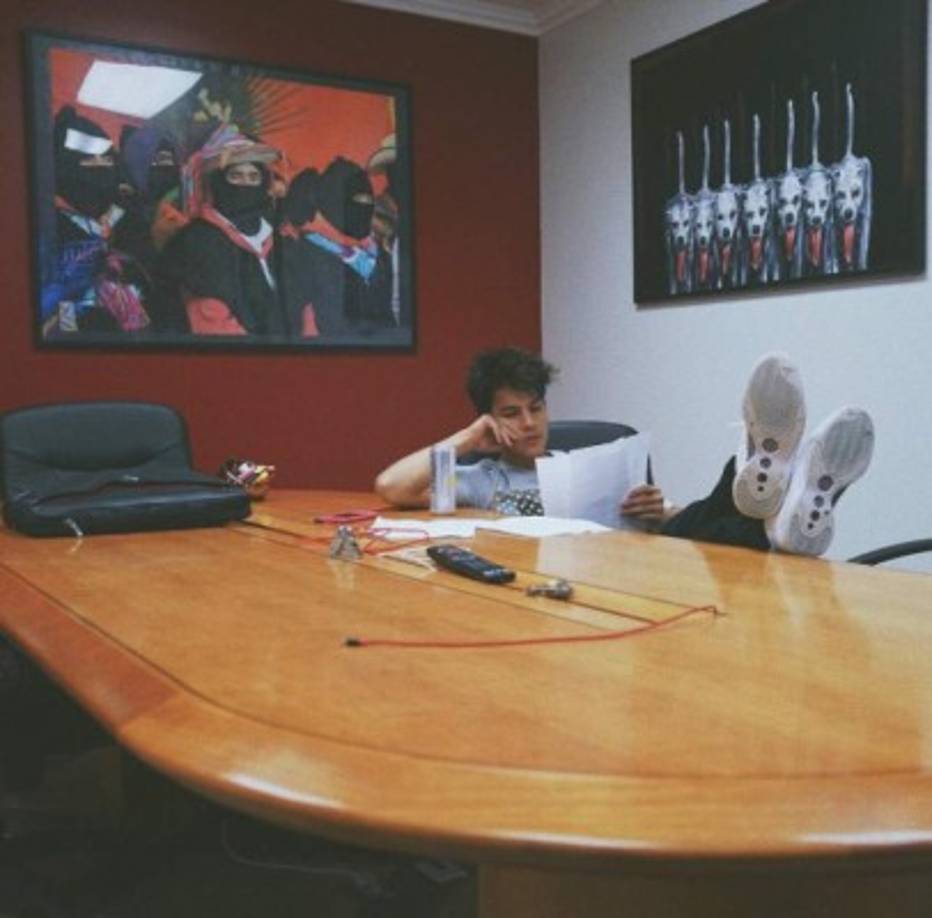 El joven mexicano no tiene un estilo de música definido aún. Su nuevo disco incluye el pop urbano, Dance Hall, R&B y algo de balada.