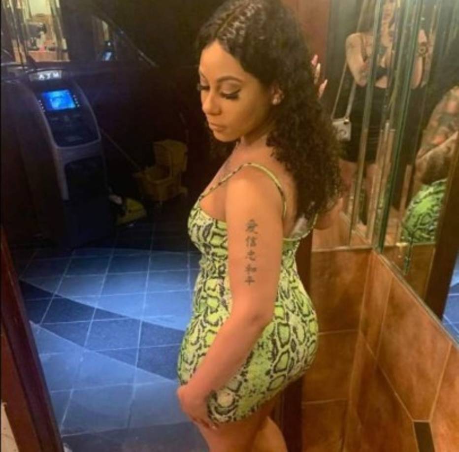 Valeesha se conducía a casa desde el trabajo cuando fue atacada a balazos en su garaje en una casa en el área de Katy.