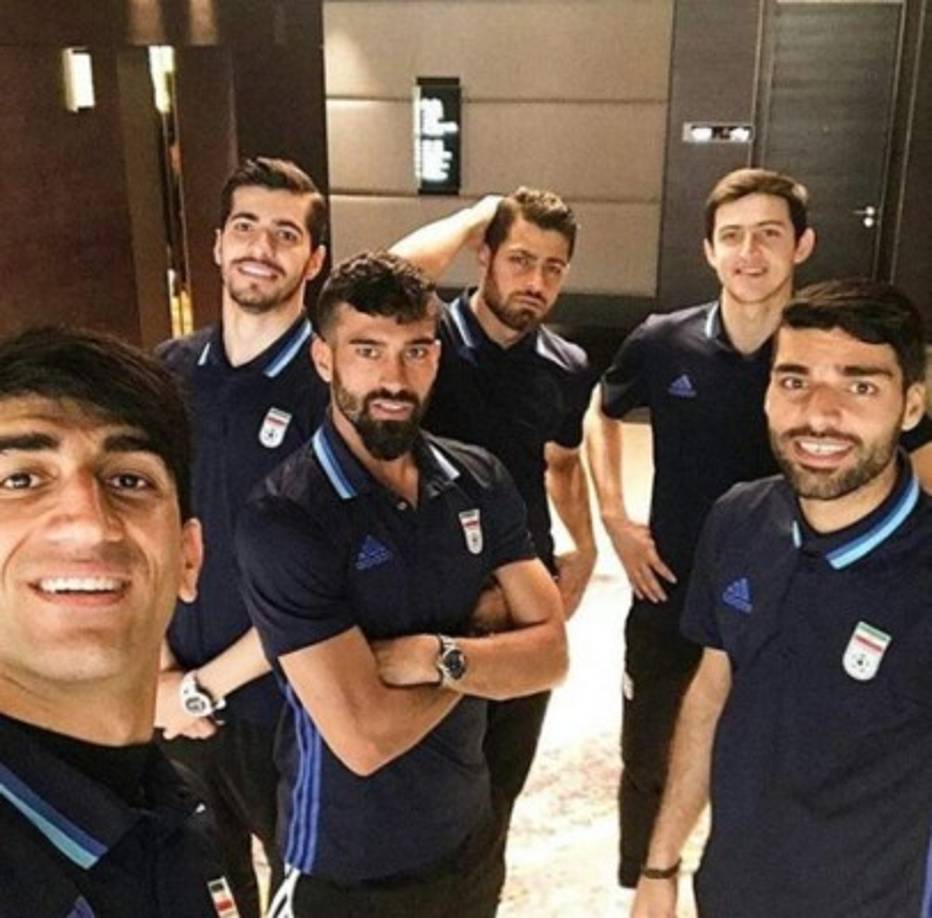 <br/><br/> Los iraníes parecen muy unidos en sus diferentes perfiles, suben fotos como estas:<br/>