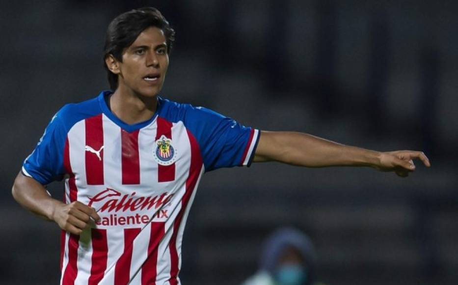 El diario 'As' informa que la Real Sociedad es uno de los equipos interesados en José Juan Macías. El delantero mexicano de 20 años podría salir de la Chivas de Guadalajara por una cifra entorno a los 10 millones de euros. Además del conjunto donostiarra, otros equipos interesados en el azteca son el Olympique de Marsella, la Lazio o el Lille.