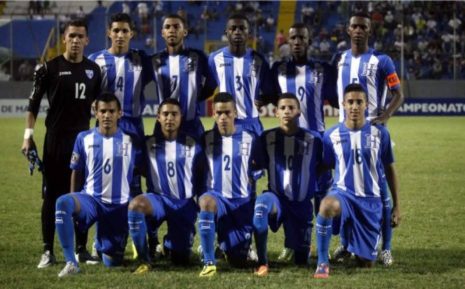 La Selección de Honduras debutó con una victoria 2-0 sobre Jamaica en el Premundial Sub-17. Los goles fueron obra de Darixon Vuelto y Jorge Álvarez.