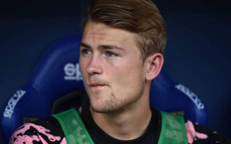 Matthijs de Ligt: El defensor holandés estuvo en la órbita del Barcelona en su etapa con el Ajax. En la Juventus no ha podido brillar y no se descarta que se una al cuadro culé.