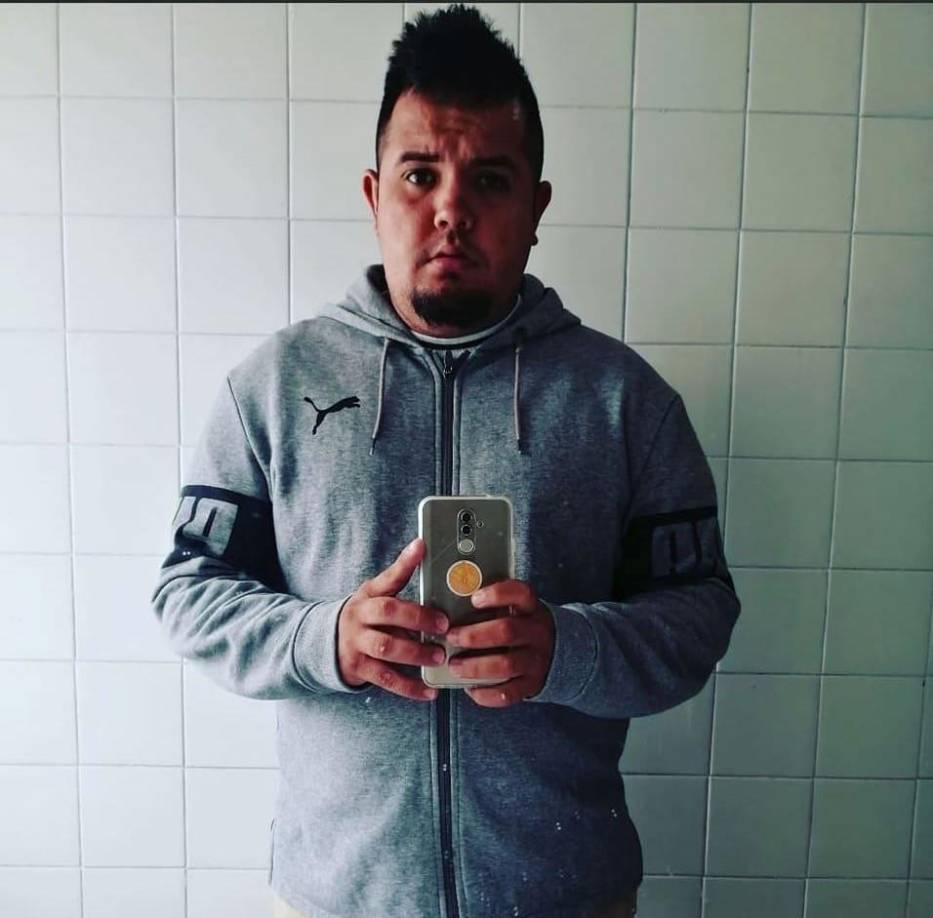 De acuerdo con testigos, él conducía a exceso de velocidad.