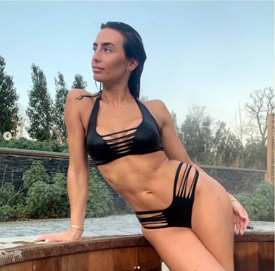 El futbolista de 34 años admitió que fue egoísta al no contarle a su esposa Annie Kilner, que entonces estaba embarazada de su cuarto hijo, el nacimiento de su segundo hijo secreto: “Fue una muerte lenta para mí y para Annie”.