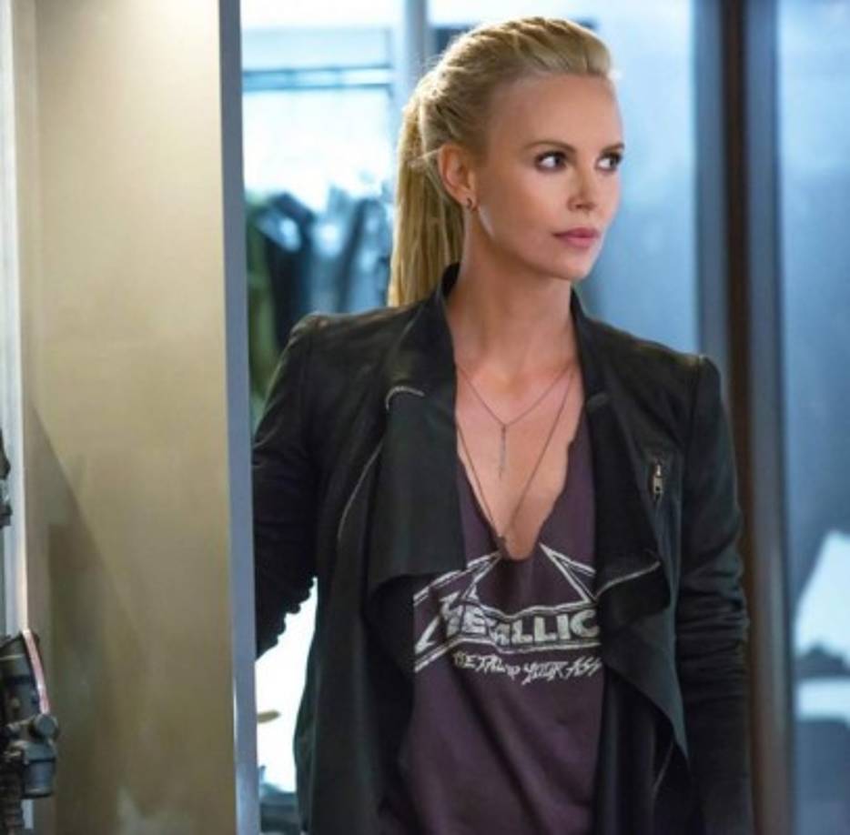 La bella, pero maligna Cipher, interpretada por Charlize Theron, tuvo la aceptación de los fans.