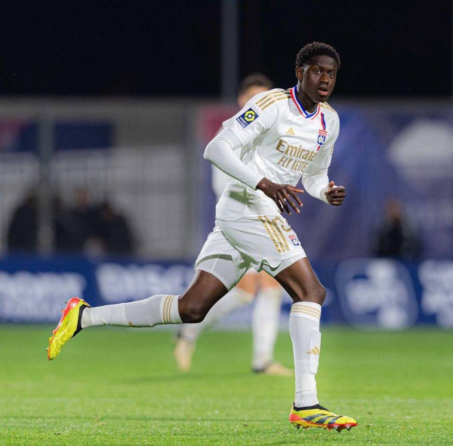El Olympique de Lyon renovó el contrato de Mahamadou Diawara, una de las mayores promesas del club. Firma con los franceses hasta 2028.
