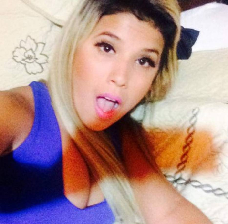 Dicen que la pasión es tan fuerte que el exceso de sexo con Yahaira condujo a Farfán al banquillo de la selección peruana en el partido ante Colombia.