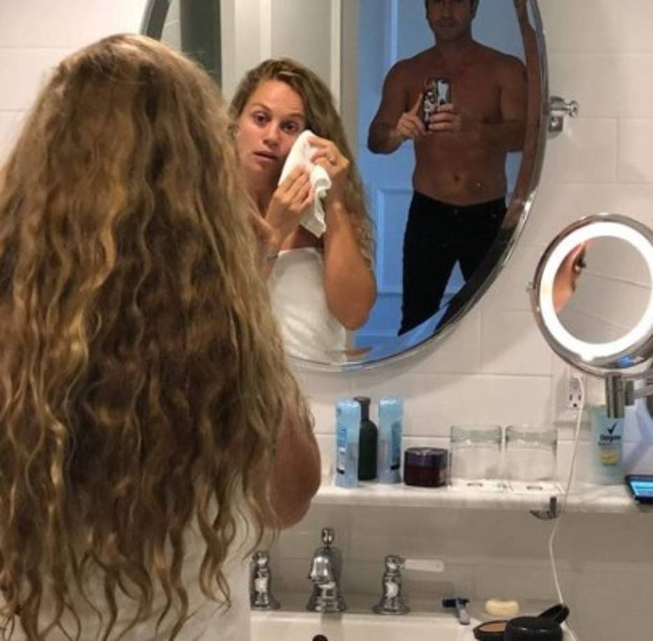 Pernia formó una familia con la modelo Erika Rodríguez con quien tuvo dos hijos Luna del Mar (12) y Valentino (6). <br/><br/>El actor también tiene otro hijo llamado Julián(11) quien vive en Barranquilla con su madre.