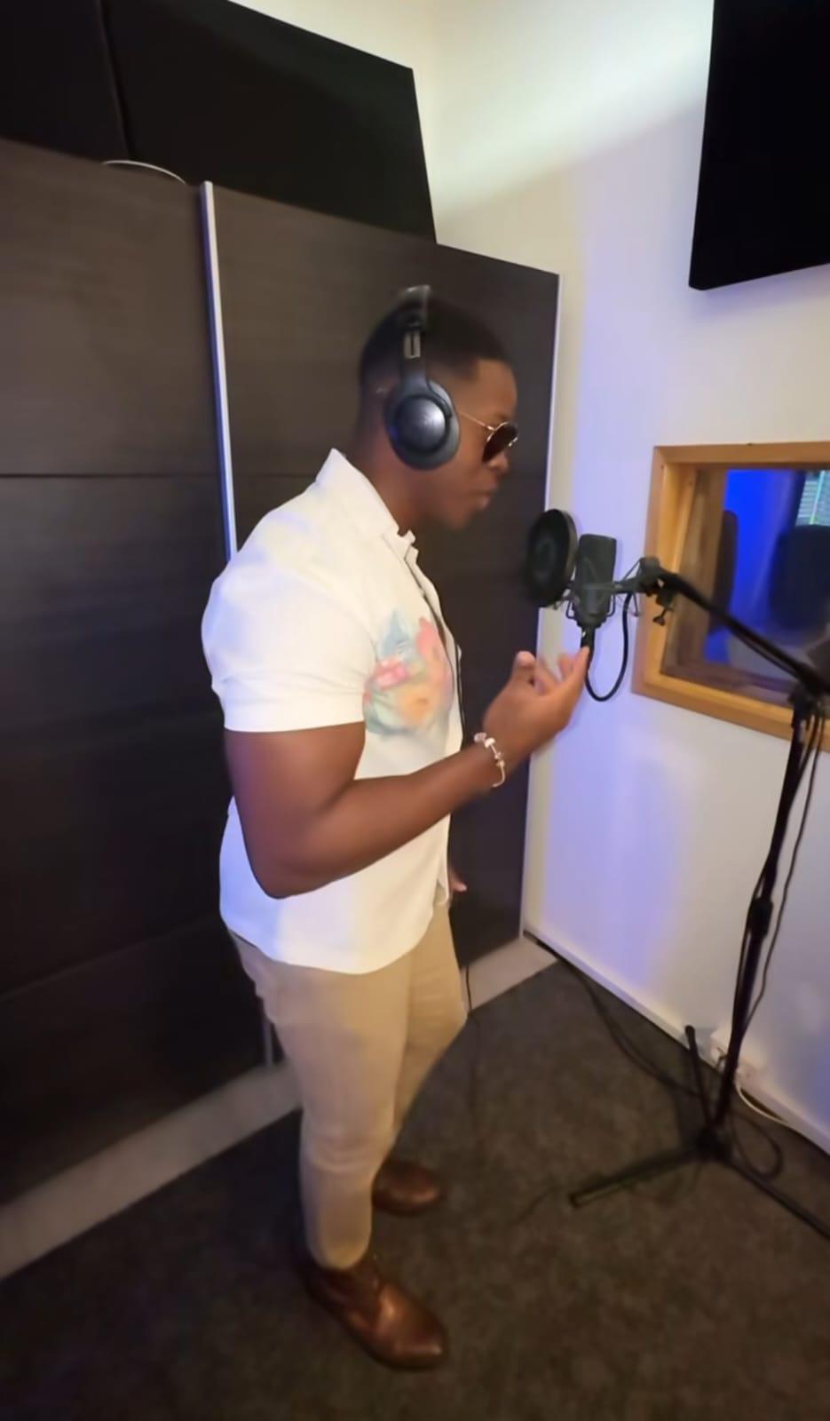 Romeo Catracho es criticado por tildar de quitamaridos a una amiga en TV