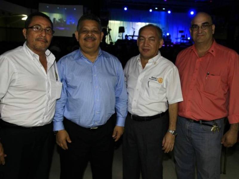 Pablo Barahona, Manuel de Jesús Turcios, Moisés Torres y José Interiano.