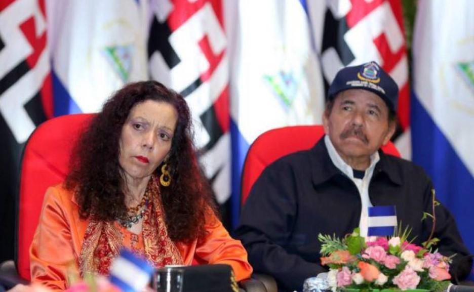 Daniel Ortega y Rosario Murillo dicen que Maduro enfrenta nuevo intento de golpe de Estado