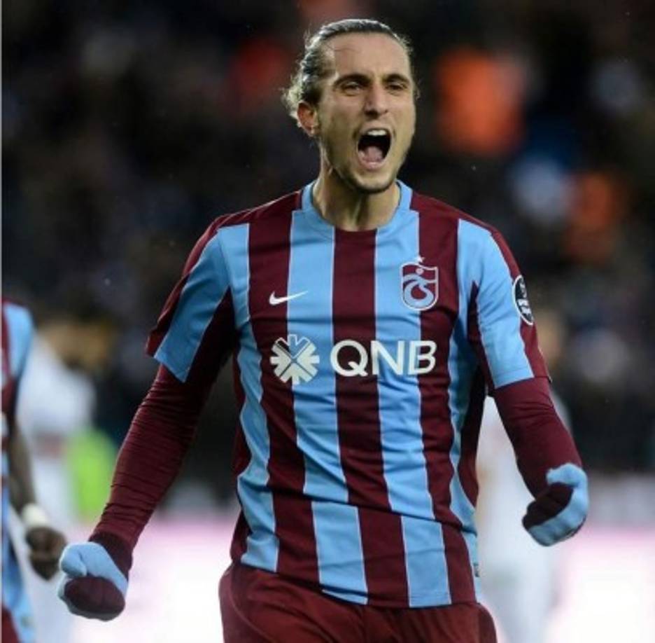 El Atlético de Madrid rastrea el mercado en busca de jugadores que puedan ofrecer un gran rendimiento, y uno de ellos sería el jugador turco de 20 años, Yusuf Yazici, perla del Trabzonsport, por el que estarían dispuestos a pagar 14 millones de euros. Según el diario turco Hurriyet, el Atlético de Madrid lleva tiempo observando el desarrollo del jugador, y no quieren esperar a verano para afrontar su fichaje, ya que de lo contrario, y teniendo en cuenta siempre el rendimiento del jugador, podría provocar el interés de varios clubes, y por consiguiente, el aumento de precio.