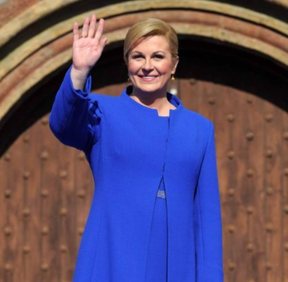 Realizó un programa de intercambio en la preparatoria, por lo que a los 17 años se mudó a Los Álamos, Nuevo México, debido a esto aprendió a hablar inglés y español. Se graduó de la Facultad de Filosofía de la Universidad de Zagreb.