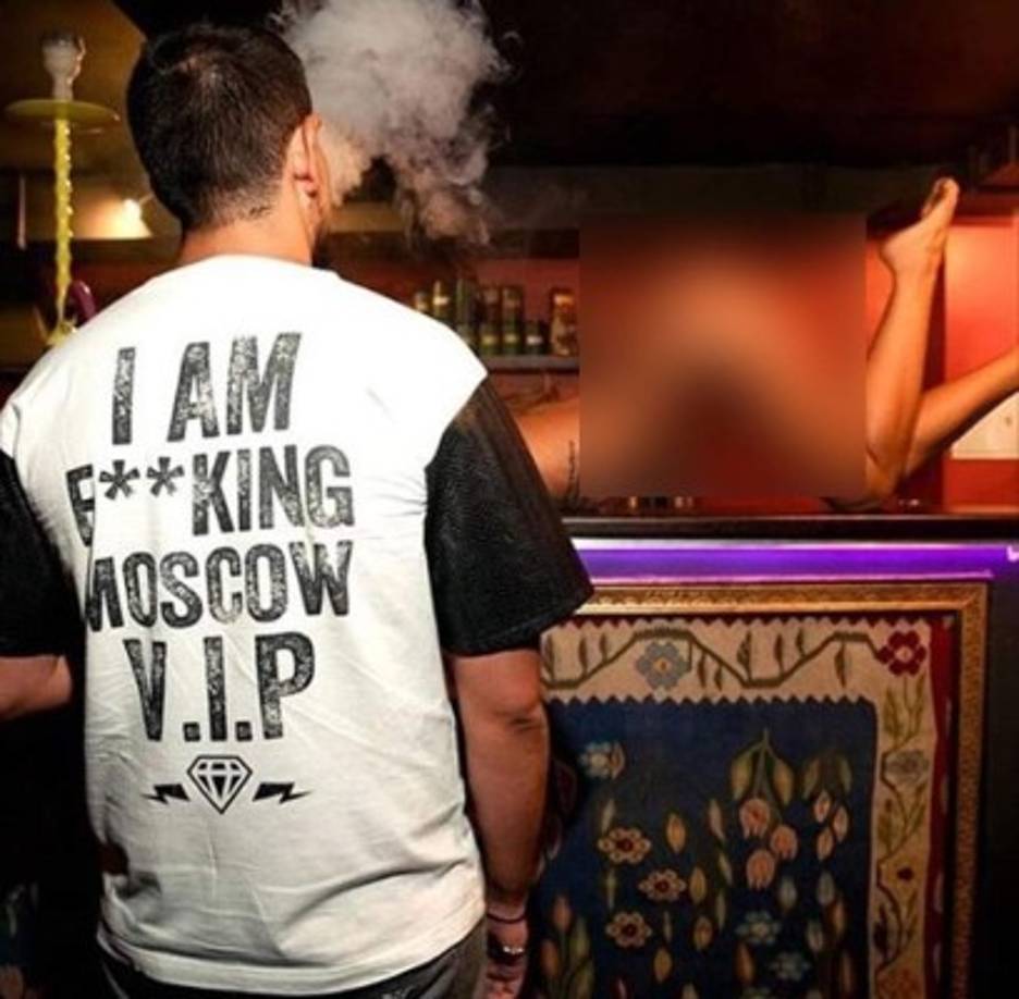 Las imágenes de los excesos de la juventud rusa acomodada han dado la vuelta al mundo en momentos en que los millonarios en Moscú apenas alcanzan el 10% de la población de su país y controlan alrededor del 90% de sus recursos.