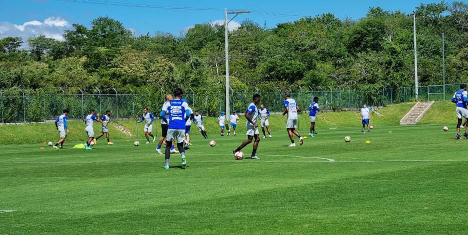 La selección de Honduras realizó su primera práctica bajo la era del “Bolillo” Gómez en el Centro de Alto Rendimiento del Olimpia.