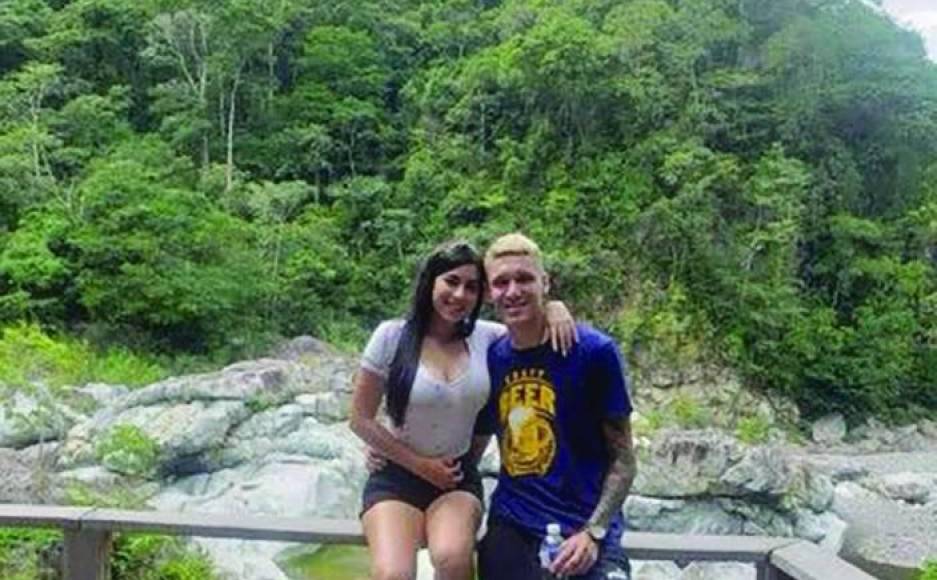 El defensor uruguayo Mathías Techera, que regresó al Marathón para este Torneo Clausura 2024, es el novio de la presentadora y modelo Alejandra Ruiz.