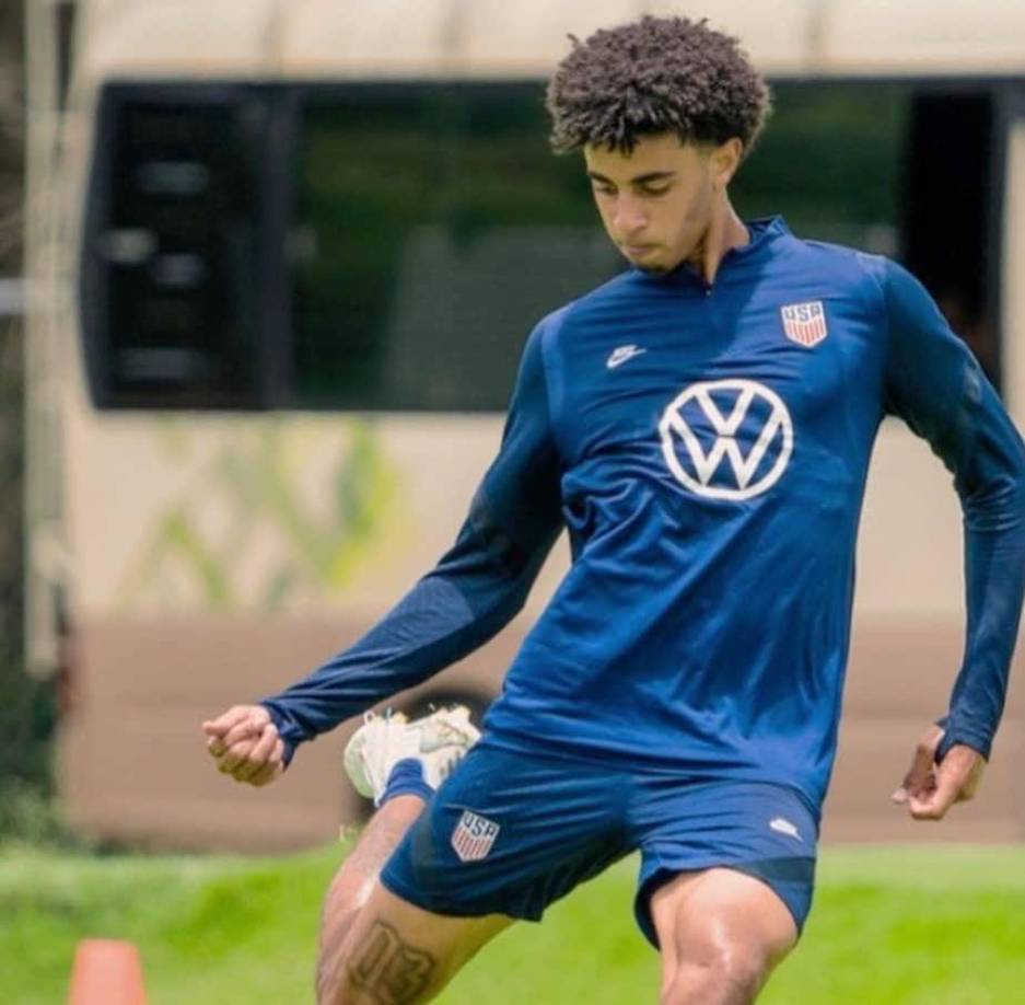 Jalen Neal: Futbolista de Estados Unidos que se desempeña como defensor y aparece en el equipo ideal del Premundial Sub-20 de Concacaf.