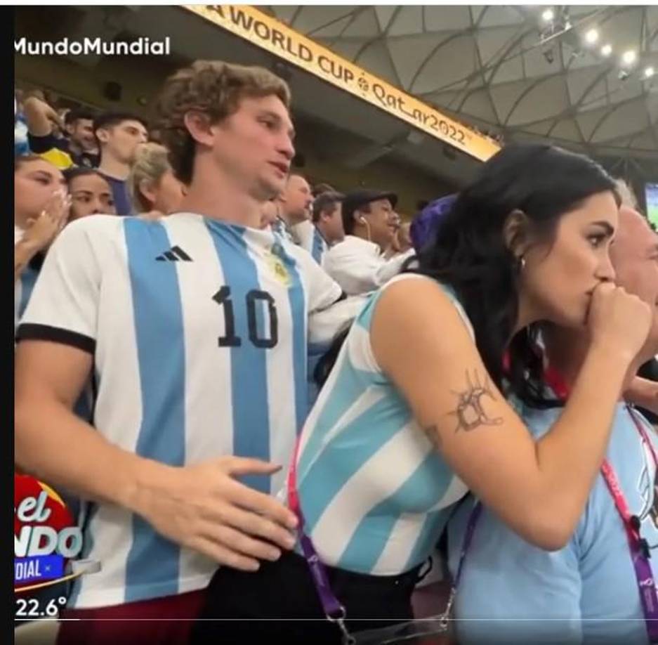 Más adelante, el joven se refirió a la confusión que se generó con una cuenta de otra persona que dice ser el muchacho en cuestión. “Tambien quiero aclararte que hay un tipo en las redes que se llama <b>Mariano Díaz</b>, que dice ser él la persona que estaba atrás tuyo y que te tocó a propósito, incluso se enorgullece de haberlo hecho, no conozco a esa persona ni sé por qué dice semejante barbaridad, ni siquiera sé si es su verdadero nombre”. 