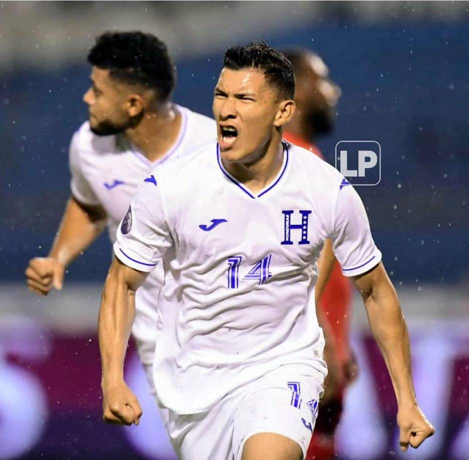 Kevin López celebrando su gol con el que Honduras se puso adelante 1-0 sobre Canadá.