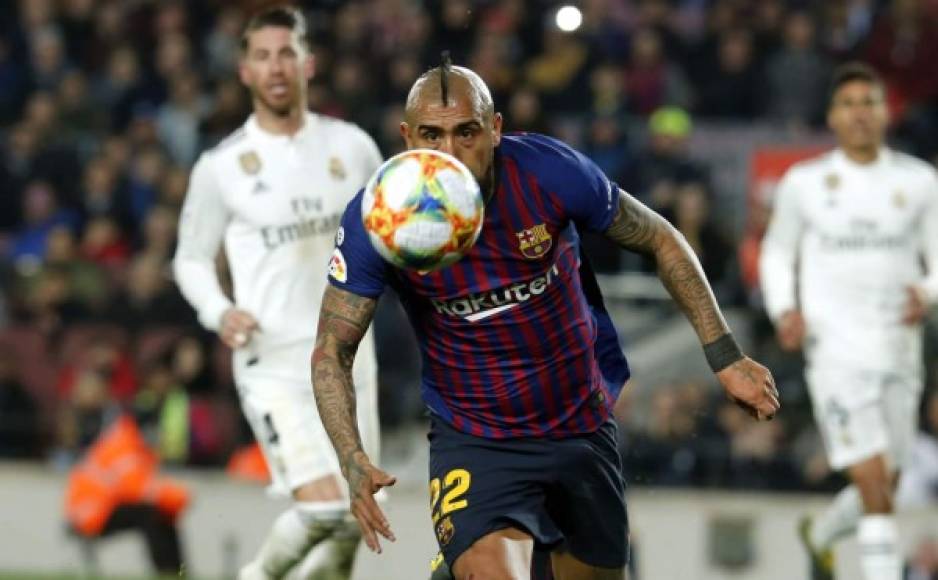 Arturo Vidal (7): Salió por Rakitic en el minuto 62. Añadió su habitual energía al equipo en un momento en que el Camp Nou empujaba a los jugadores para que buscaran el segundo gol.