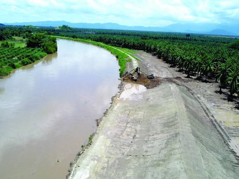Construcción de nuevo bordo. Patronatos cuestionan el proceso: hubo un proceso de licitación con demoras y, por otra parte, una empresa fue favorecida con un contrato de tres meses.