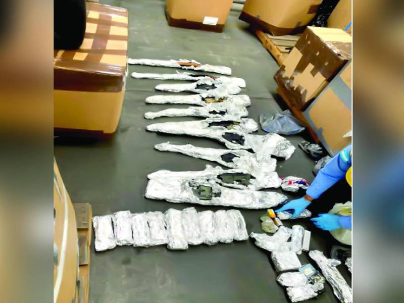 <b>Las armas, entre largas y cortas, venían desde Estados Unidos y estaban envueltas en papel aluminio.</b>