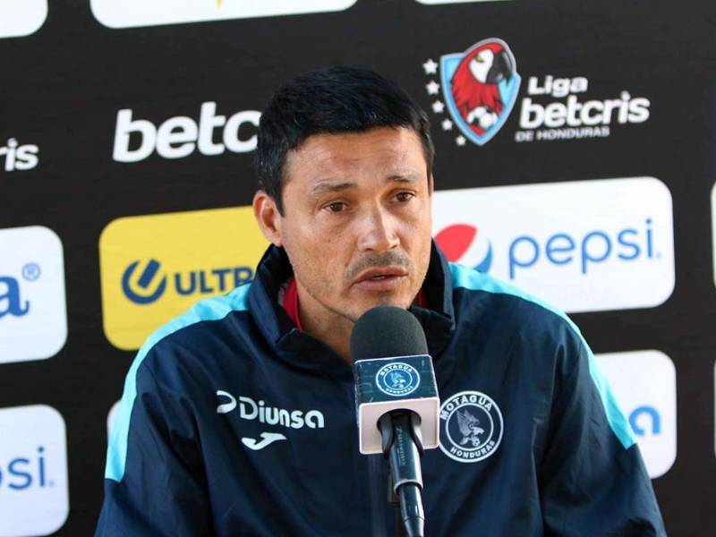 Leonardo Torres, asistente técnico del Motagua.