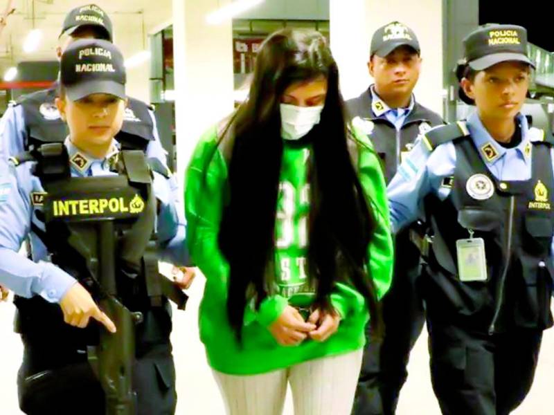 <b><span class=mln_uppercase_mln>Maryuri Ordóñez fue extraditada de España para que responda por el delito que le imputan.</span></b>