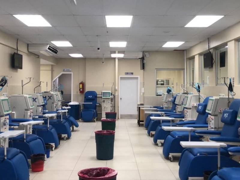 <b>LA PRENSA conoció que el equipo instalado es de la marca NIPRO y permite una diálisis más moderna.</b>
