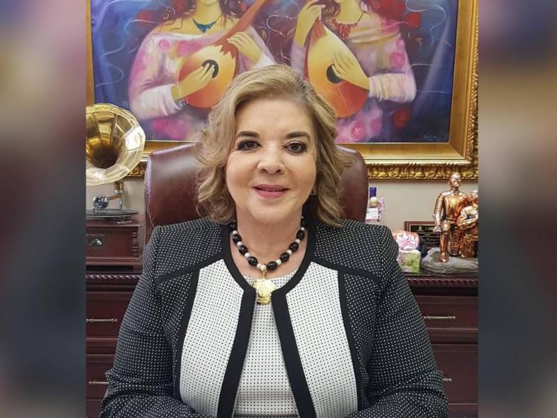 María Antonia Fernández de Suazo, rectora de Ucenm.