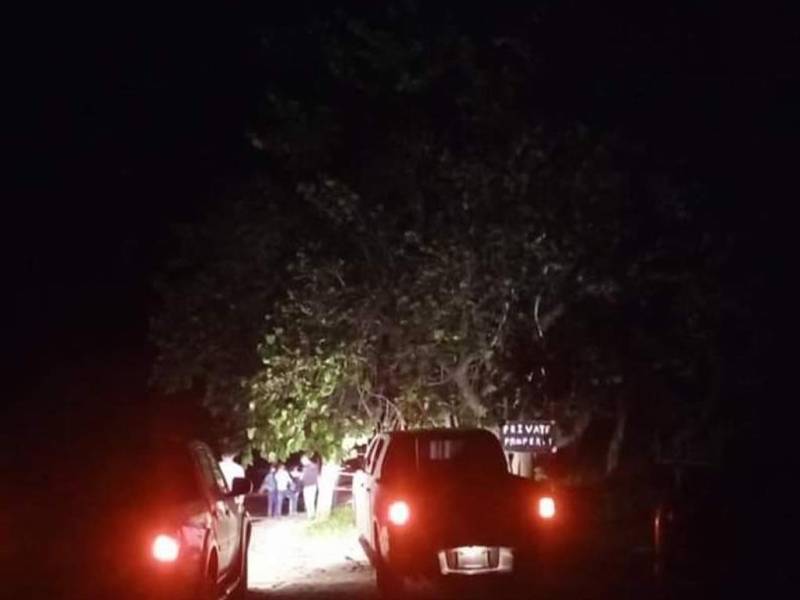 Medicina Forense y vecinos próximos al lugar del crimen.