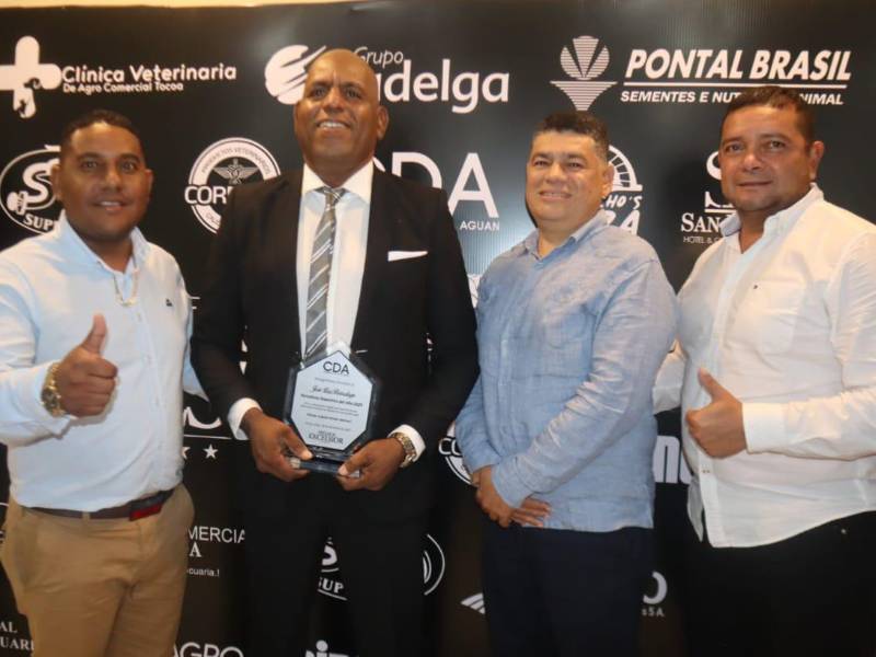 José Luis Barralaga con una extensa y exitosa carrera en los medios de comunicación, fue distinguido como Periodista Deportivo del Año 2025.