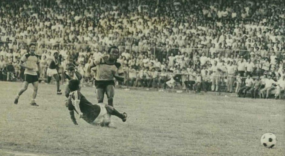 Roberto Martínez “Robbie” Arzú jugó en el Real España y Broncos.