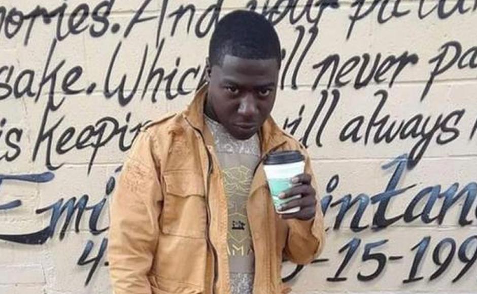 Familia clama justicia en EEUU tras muerte de hombre negro asesinado por la Policía