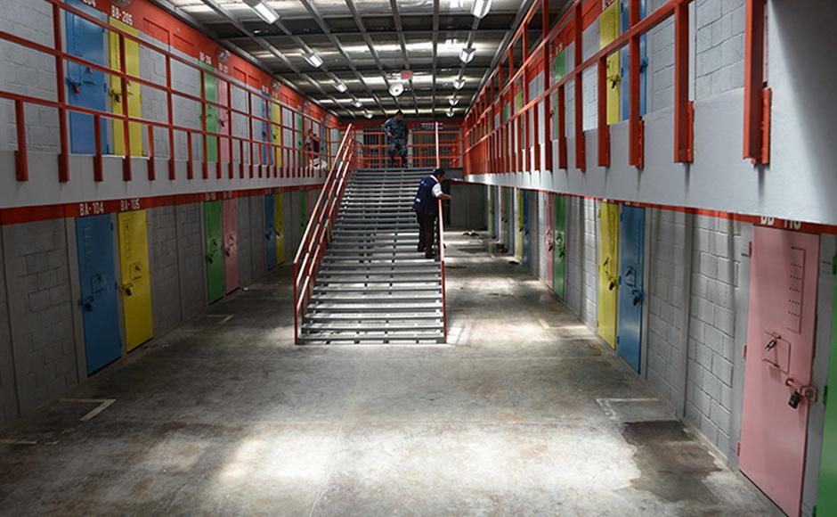 La visita conyugal se lleva a cabo en los diferentes centros carcelarios instalados en el país.