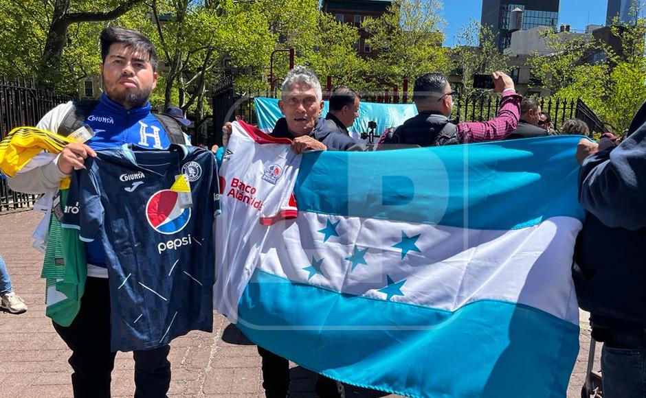 La comunidad hondureña asistió a la segunda audiencia donde compareció Juan Orlando Hernández.