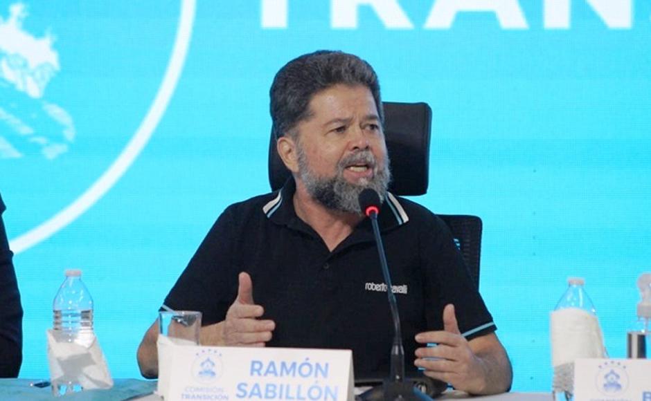 Ministro de Seguridad confirma que sí hay en curso órdenes de captura por solicitudes de extradición