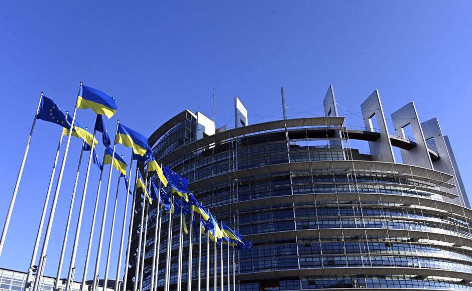 Líderes de la UE realizan cumbre dominada por situación en Ucrania