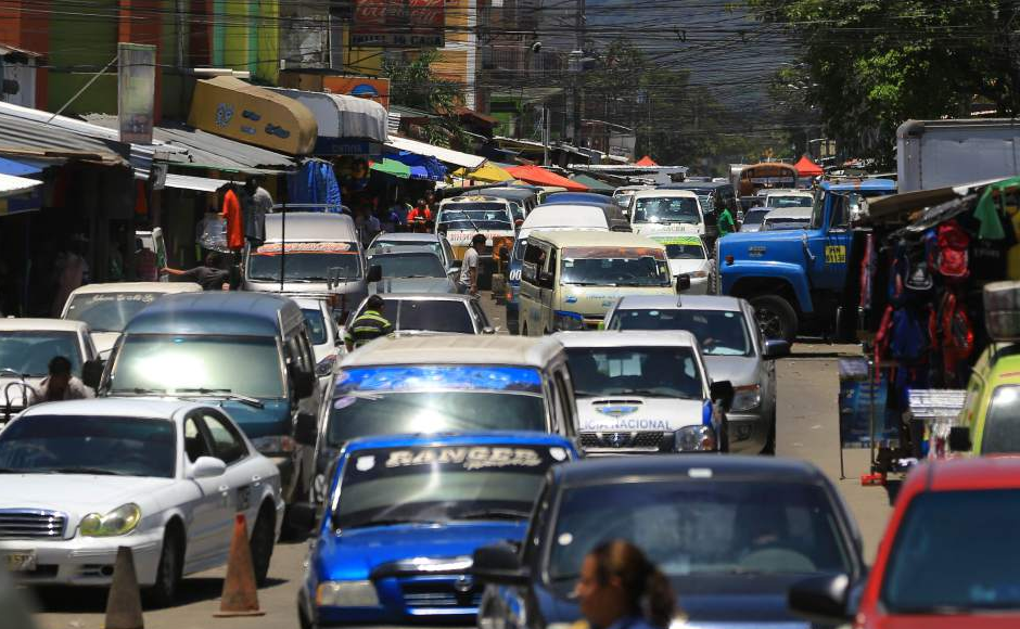 ¿El ruido del tráfico podría aumentar las probabilidades de demencia?