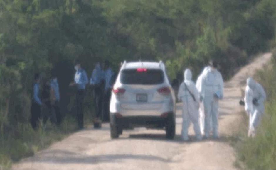 En una emboscada sicarios matan a una pareja dentro de su camioneta