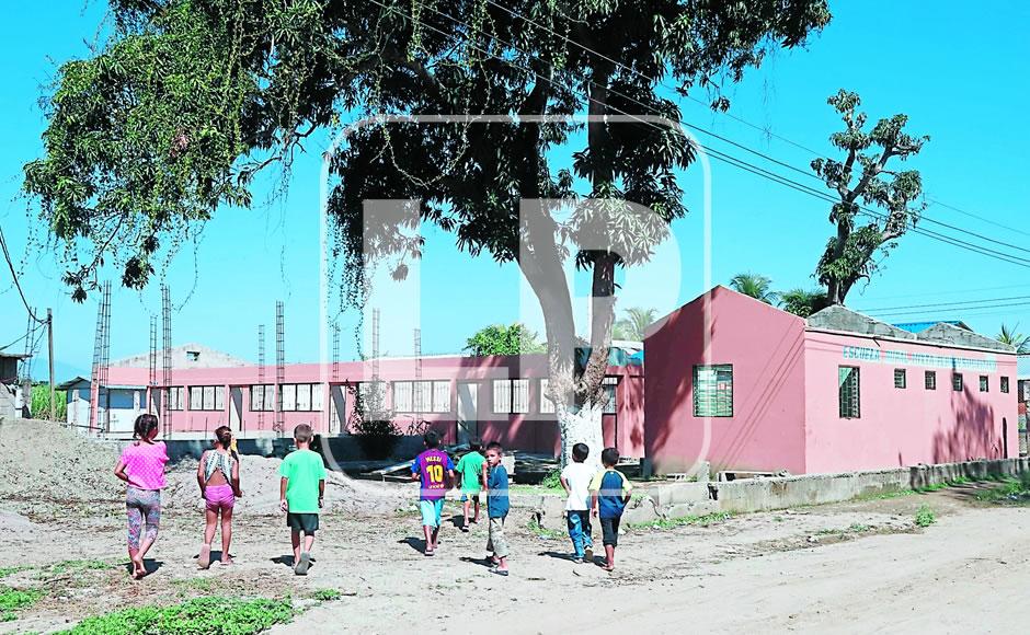 78,267 estudiantes reprobaron en el año 2021