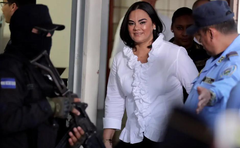 Para febrero programan juicio oral contra la ex primera dama Rosa Elena de Lobo