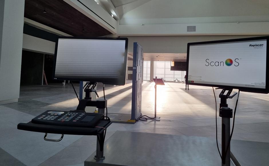 El Aeropuerto de Palmerola cuenta con 145 cámaras de seguridad y con la más alta tecnología de Rayos X como parte de su seguridad.