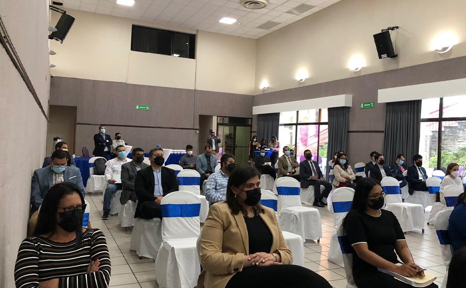 El proceso de licitación está fundamentado en los principios de la contratación: publicidad, transparencia, igualdad, libre competencia y eficiencia.